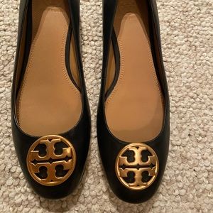 Like new black Tory Burch heels 7.5